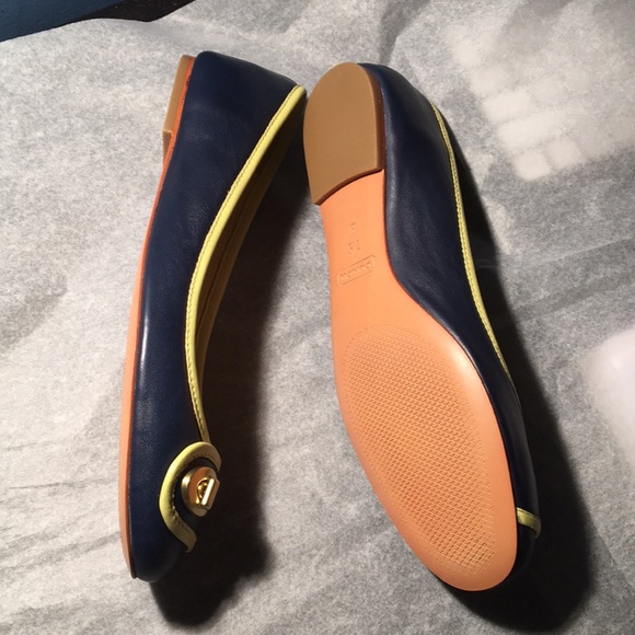 Flats - Picture 3 of 5